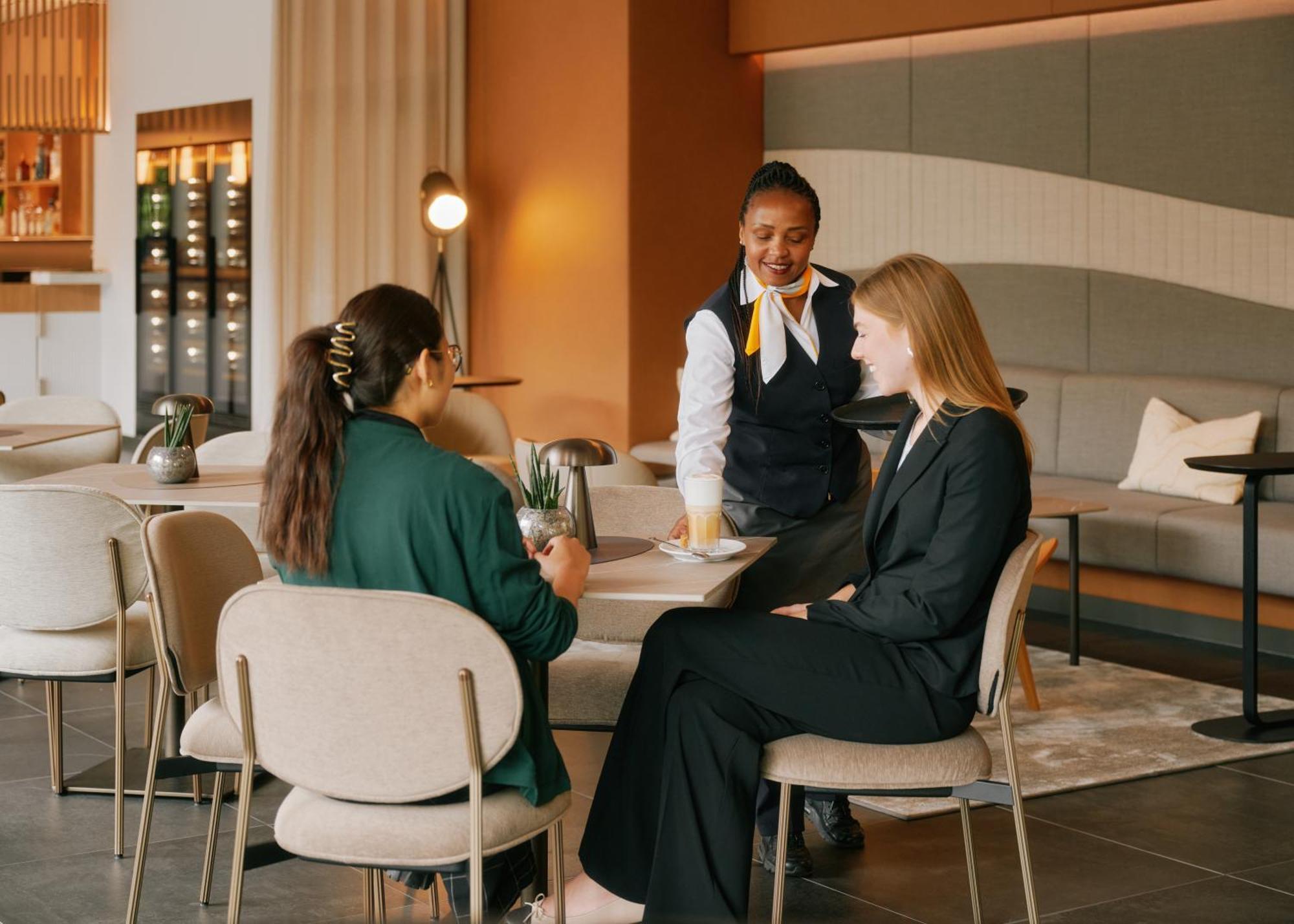 Lufthansa Seeheim - More Than A Conference Hotel Εξωτερικό φωτογραφία